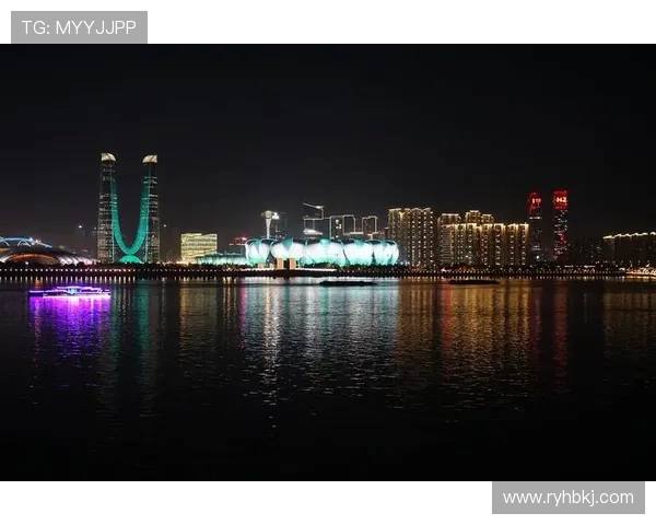 杭州足球队状态飙升创历史新高引发球迷热议与期待