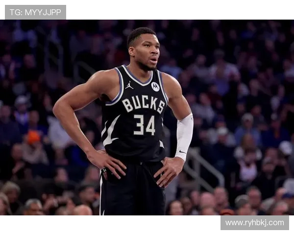 字母哥愤怒撕衣引发更衣室冲突雄鹿惨败后气氛紧张升级